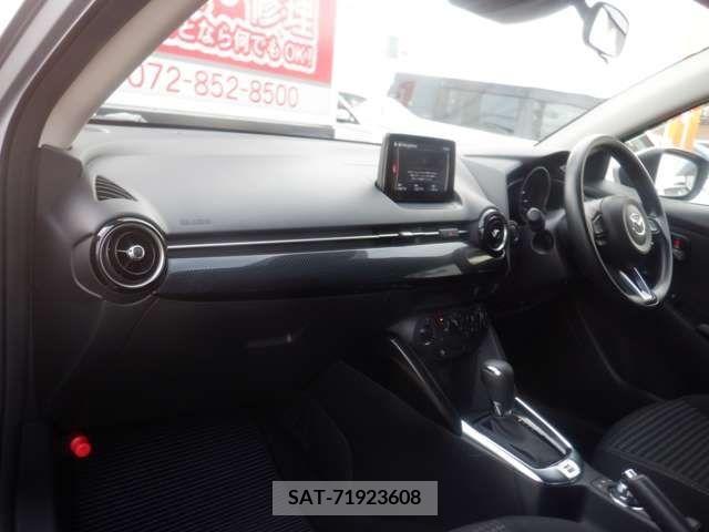 Mazda DEMIO 2017-01 267676-10