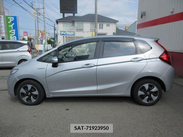 Honda FIT HYBRID 2017-03 270390-6