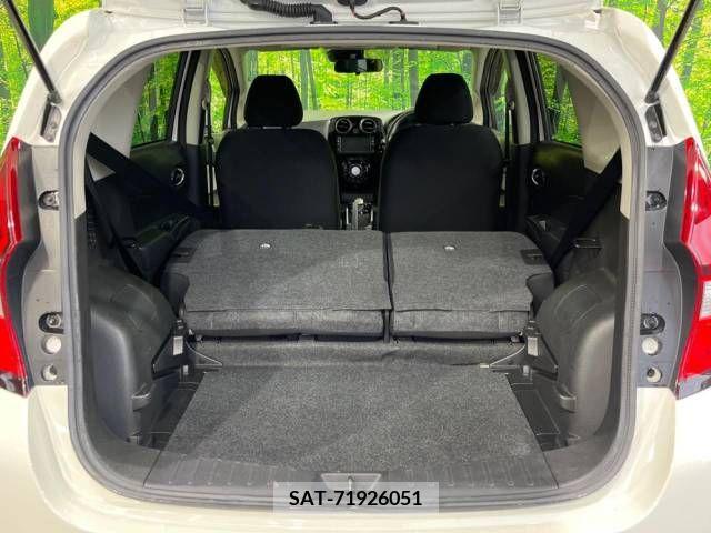 Nissan NOTE 2017-02 279886-6