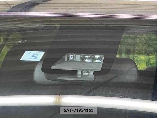 Toyota AQUA 2018-05 236448-2