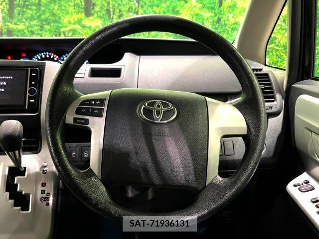 Toyota NOAH 2013-05 321343-11