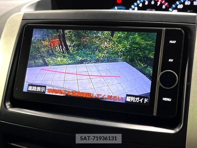 Toyota NOAH 2013-05 321343-5