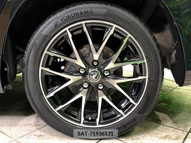 Toyota NOAH 2013-05 321343-13
