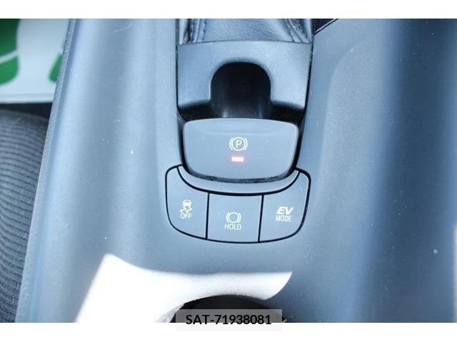 Toyota C-HR 2017-08 264067-14