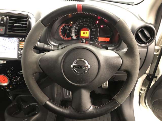 Nissan MARCH 2014-01 15921-9