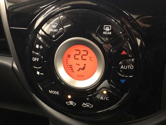 Nissan MARCH 2014-01 15921-8