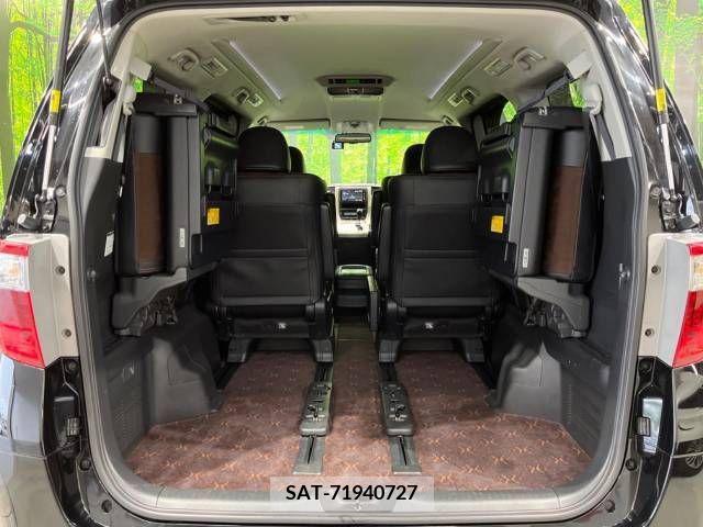 Toyota ALPHARD 2013-11 279805-11