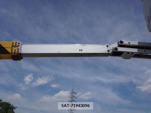 Isuzu ELF TRUCK 2012-03 208314-9