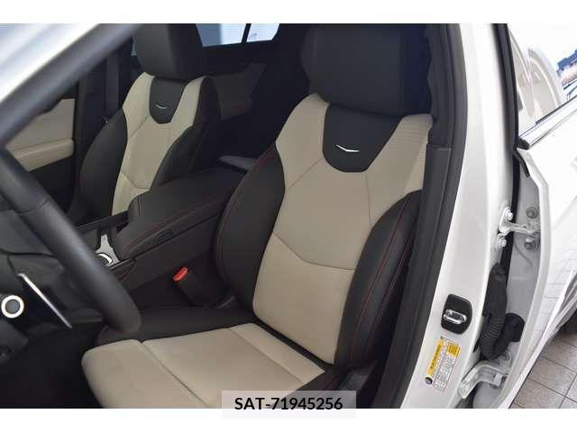 Cadillac CT5 2023-08 215637-15