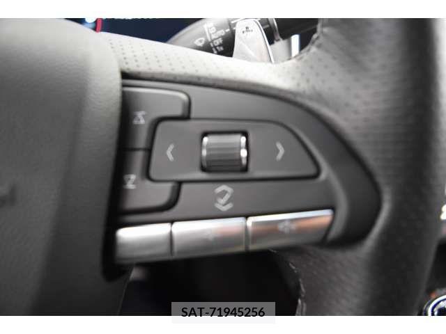 Cadillac CT5 2023-08 215637-11