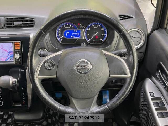 Nissan DAYZ 2014-05 323277-10