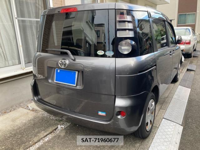 Toyota SIENTA 2009-08 394072-2