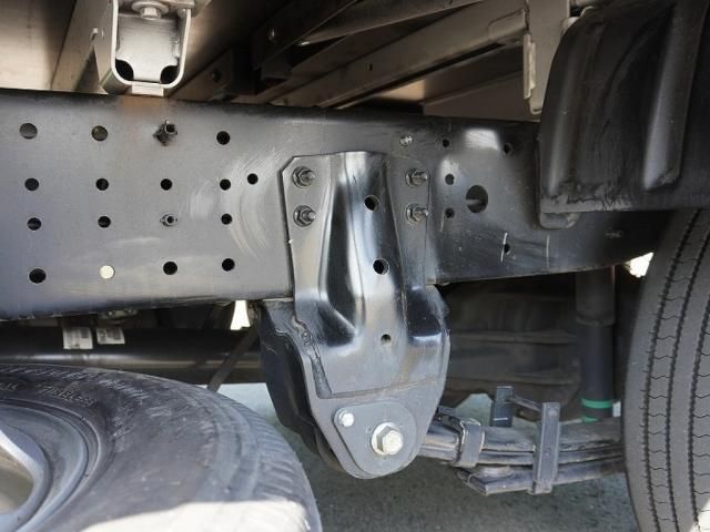Hino DUTRO 2020-05 196072-21