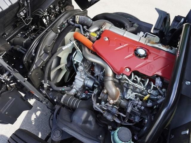 Hino DUTRO 2020-05 196072-14