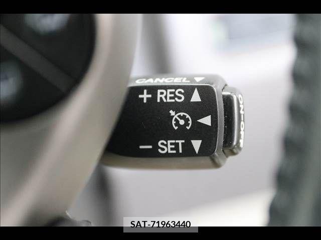 Toyota PRIUS 2007-12 282284-7