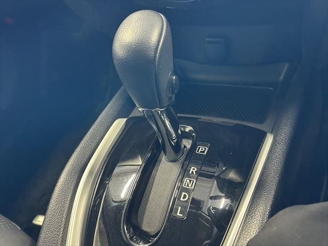 Nissan X-TRAIL 2014-07 193267-27