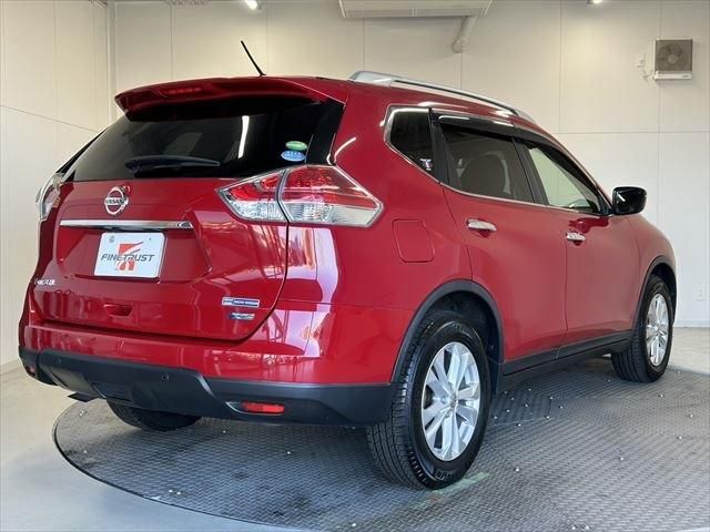 Nissan X-TRAIL 2014-07 193267-4