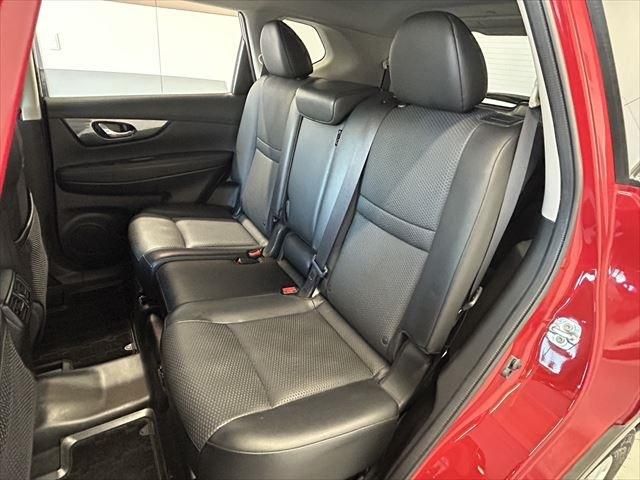 Nissan X-TRAIL 2014-07 193267-23