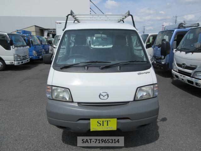 Mazda BONGO VAN 2014-02 352139-1