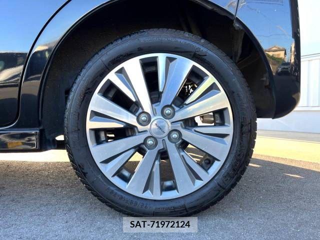 Nissan ROOX 2015-03 323771-15