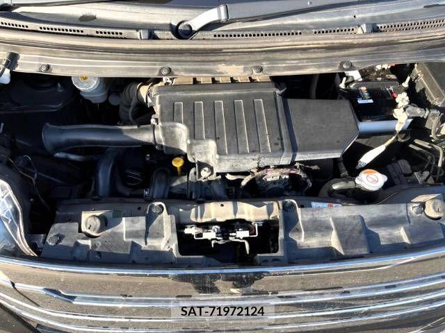 Nissan ROOX 2015-03 323771-12