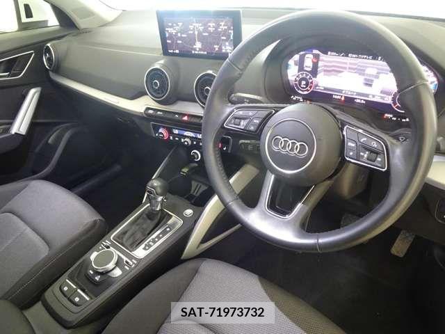 Audi Q2 2019-03 292701-10