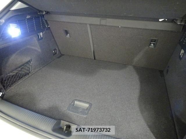 Audi Q2 2019-03 292701-19