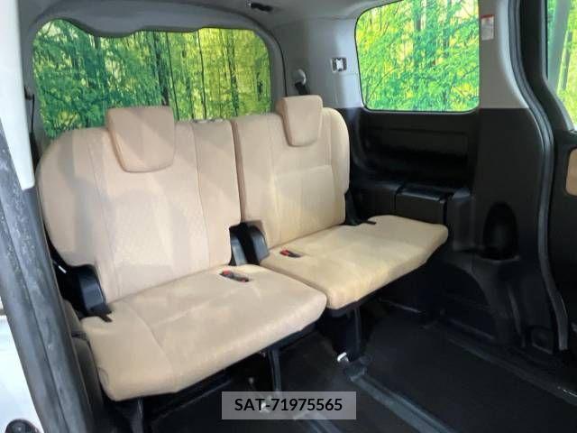 Toyota NOAH HYBRID 2014-05 279606-10