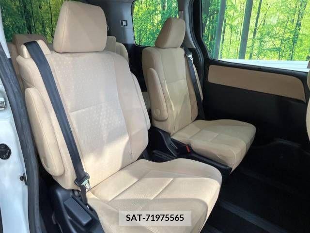 Toyota NOAH HYBRID 2014-05 279606-9