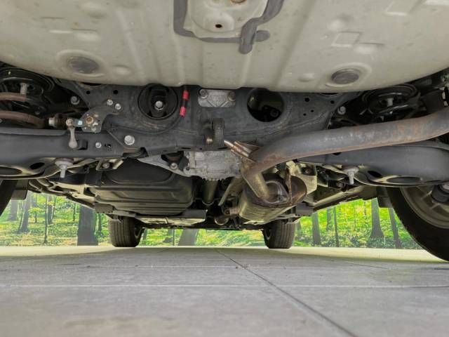 Toyota HARRIER 2018-07 27152-19