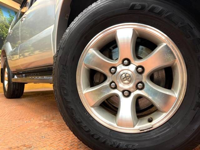 Toyota PRADO 2005-06 194583-13