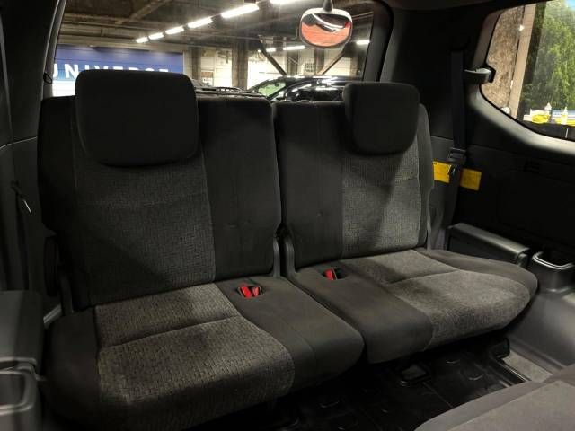 Toyota PRADO 2005-06 194583-9