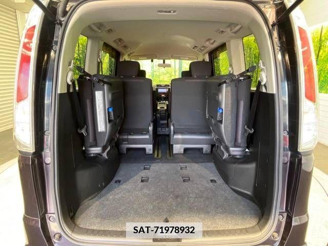 Nissan SERENA 2012-03 367681-11