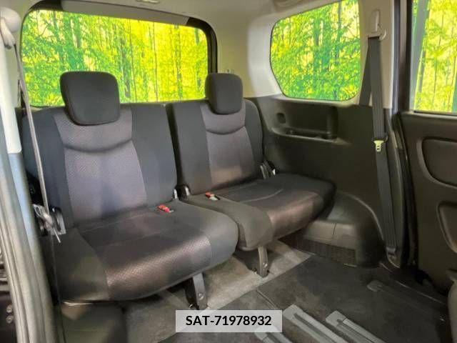 Nissan SERENA 2012-03 367681-10