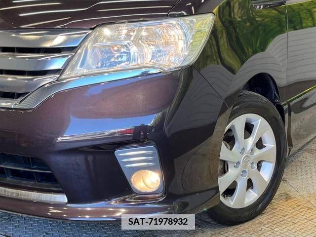 Nissan SERENA 2012-03 367681-12