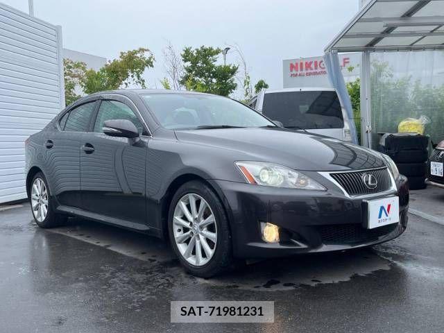 Lexus IS 2009-04 388391-16
