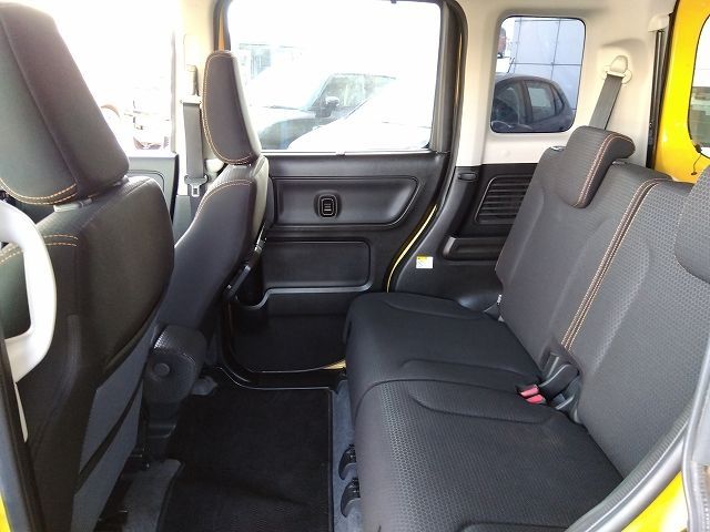 Suzuki SPACIA 2021-05 180670-18