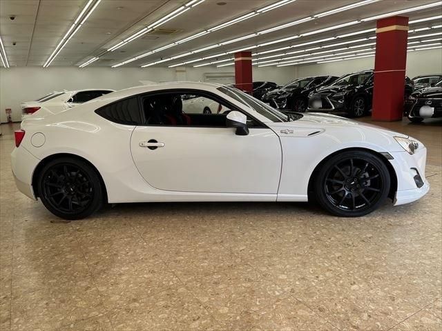 Toyota 86 2012-08 17385-3