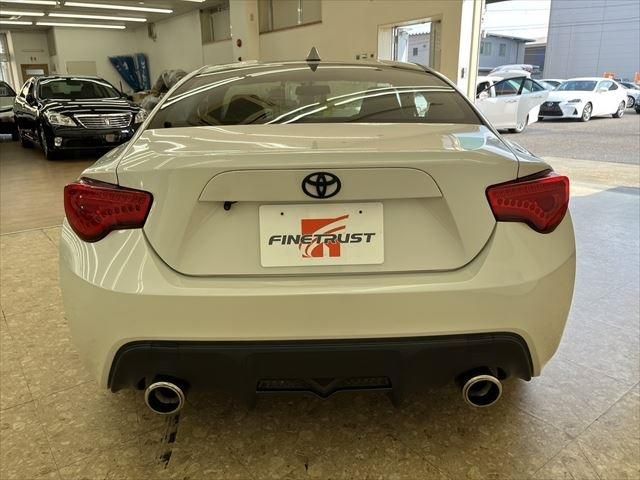 Toyota 86 2012-08 17385-5