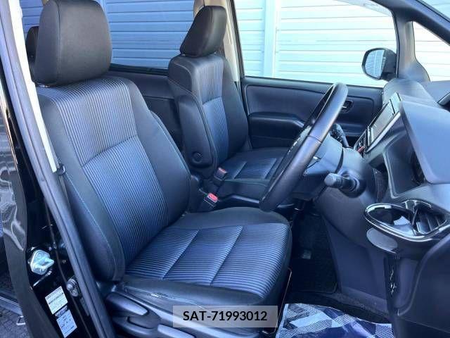 Toyota VOXY 2015-04 329901-8