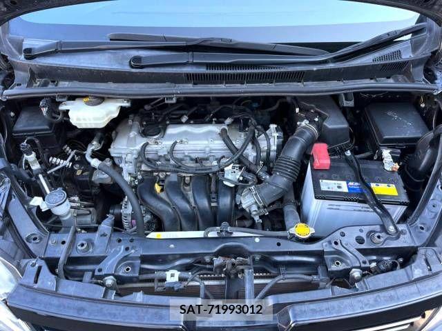 Toyota VOXY 2015-04 329901-18