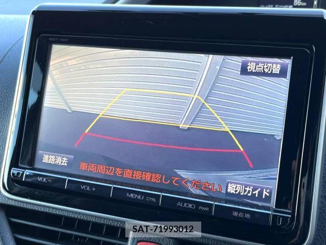 Toyota VOXY 2015-04 329901-5
