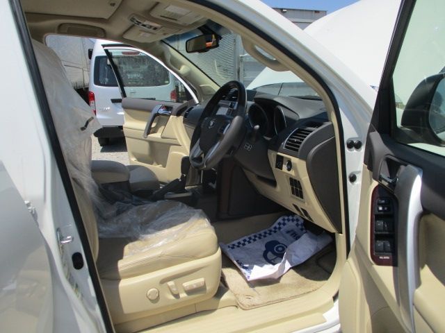 Toyota PRADO 2017-01 7047-9