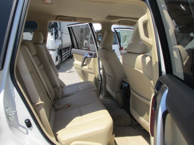 Toyota PRADO 2017-01 7047-10