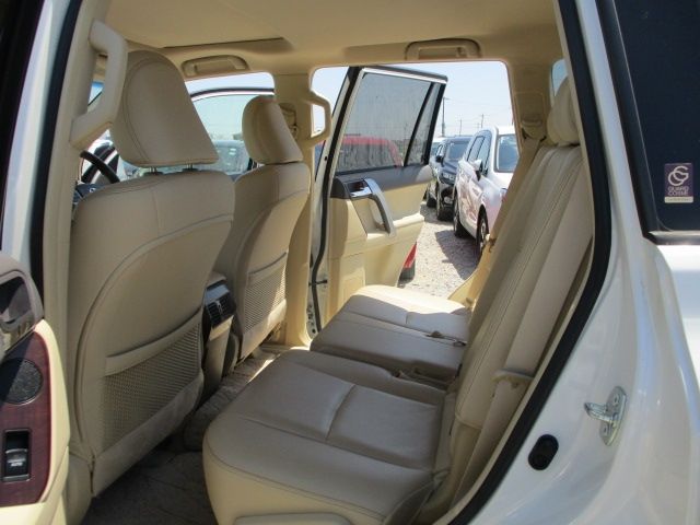 Toyota PRADO 2017-01 7047-12