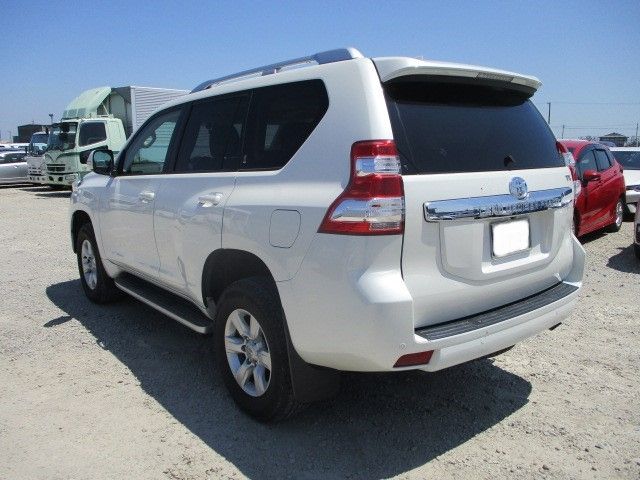 Toyota PRADO 2017-01 7047-1