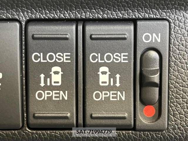 Honda FREED HYBRID 2017-07 360659-6