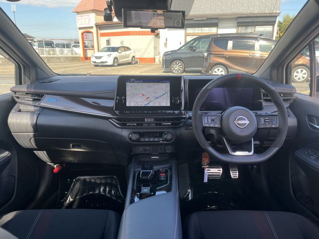 Nissan AURA 2022-04 186871-2