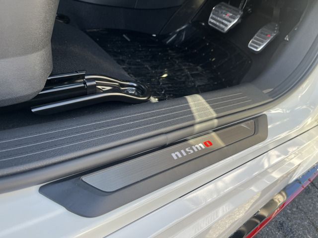 Nissan AURA 2022-04 186871-17