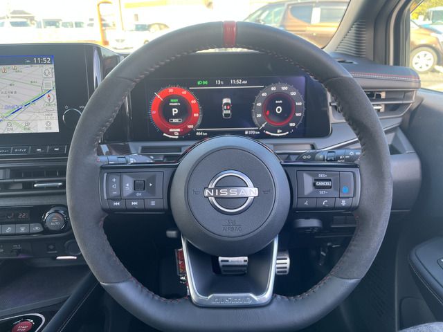Nissan AURA 2022-04 186871-14